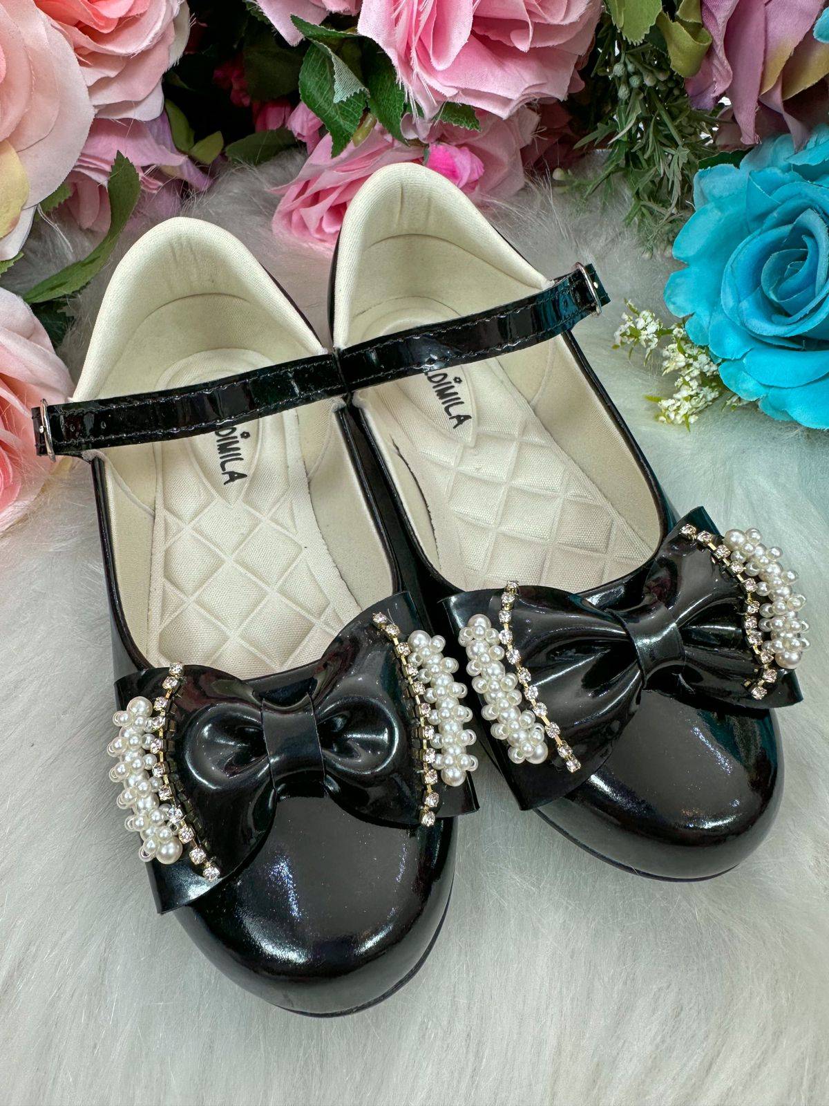 Sapatilha Flor Di Mila Preta Perolas Neide | Bebeloo Kids
