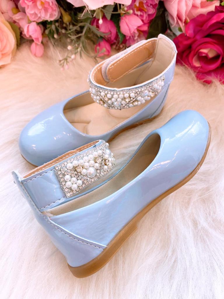 Sapatilha Flor di Mila Azul Bebê "Perolas" Luxo - Leveza e Charme para os Pezinhos | Bebeloo Kids