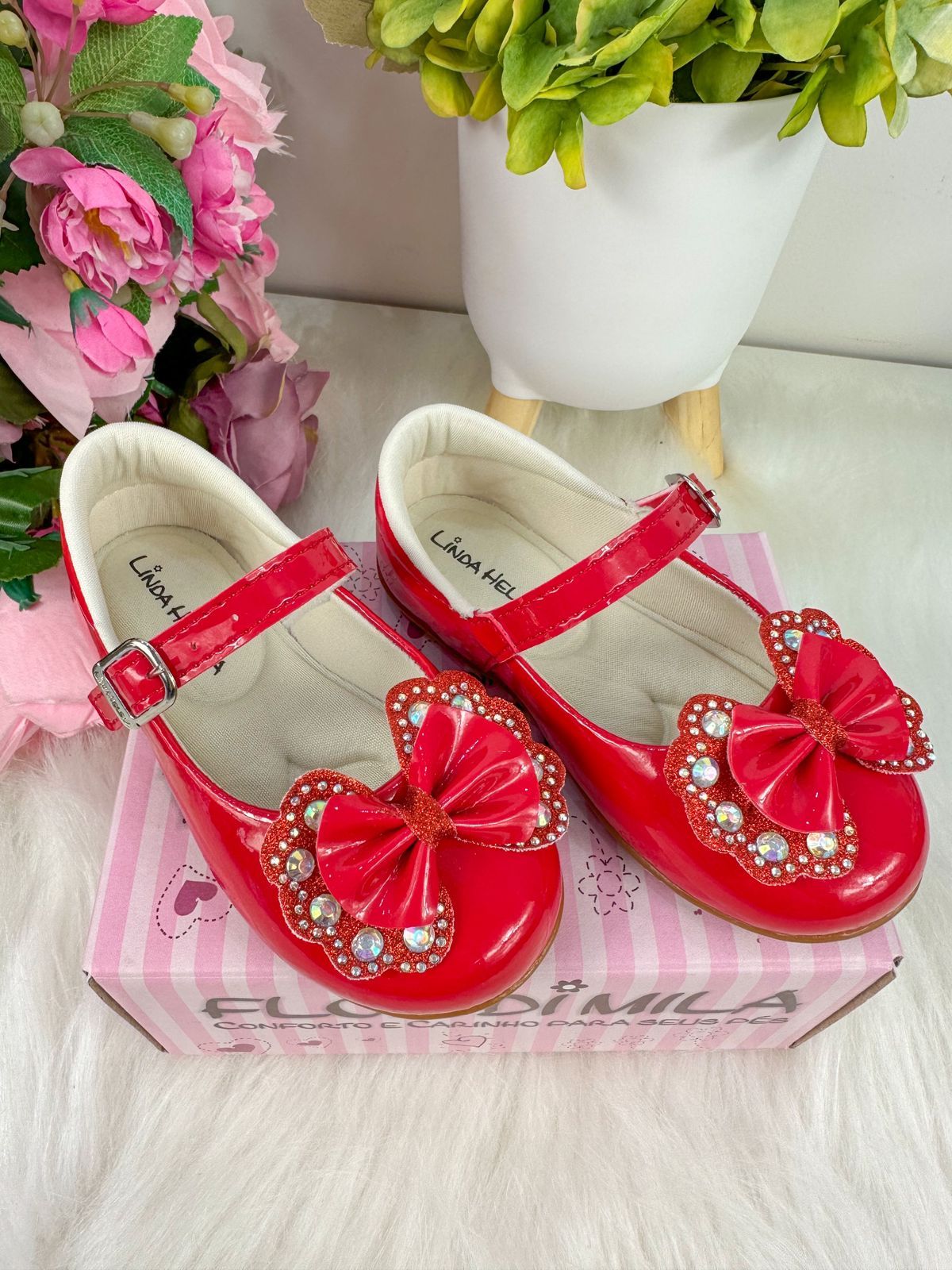 Sapatilha Flor Di MIla Baby Vermelho Lacinho Strass - Leveza e Charme para os Pezinhos | Bebeloo Kids