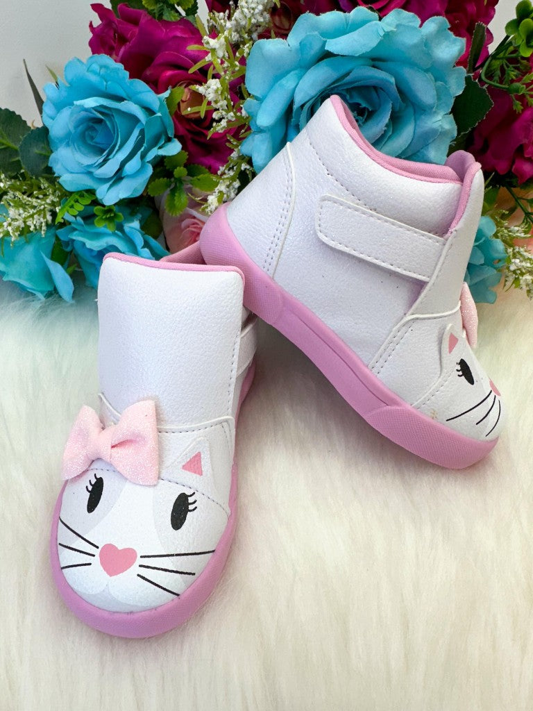 Tênis Bota Encanto de Criança Gatinha/Gata Branco Fashion - Conforto e Liberdade para Brincar | Bebeloo Kids