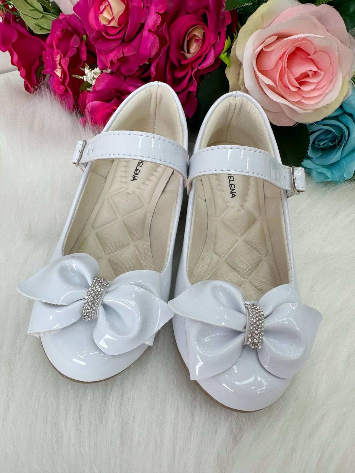 Sapatilha Flor Di Mila Rubia Saltinho Branco - Leveza e Charme para os Pezinhos | Bebeloo Kids