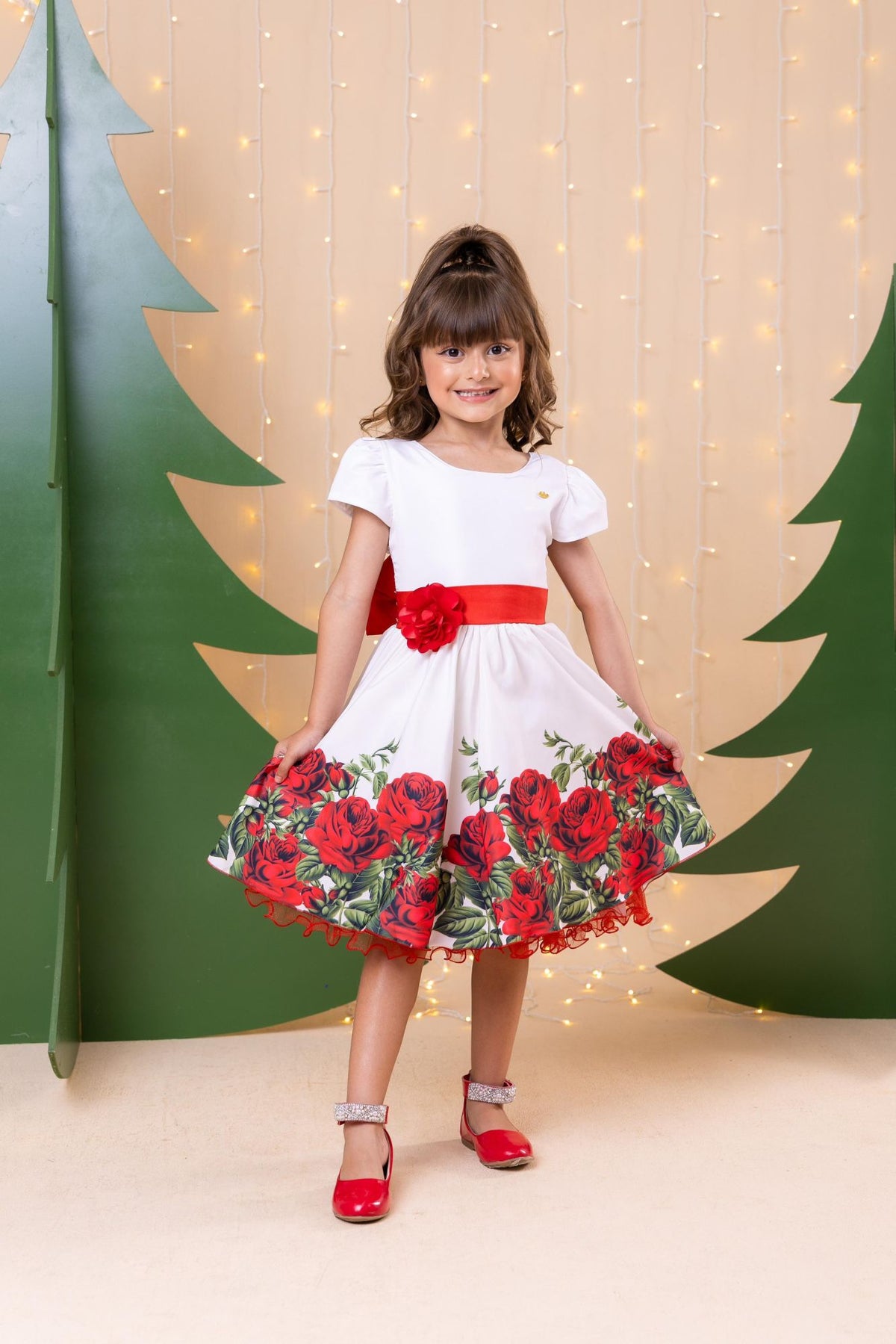 Vestido Banana Club Fernanda Branco Floral - Leveza e Elegância para Meninas | Bebeloo Kids
