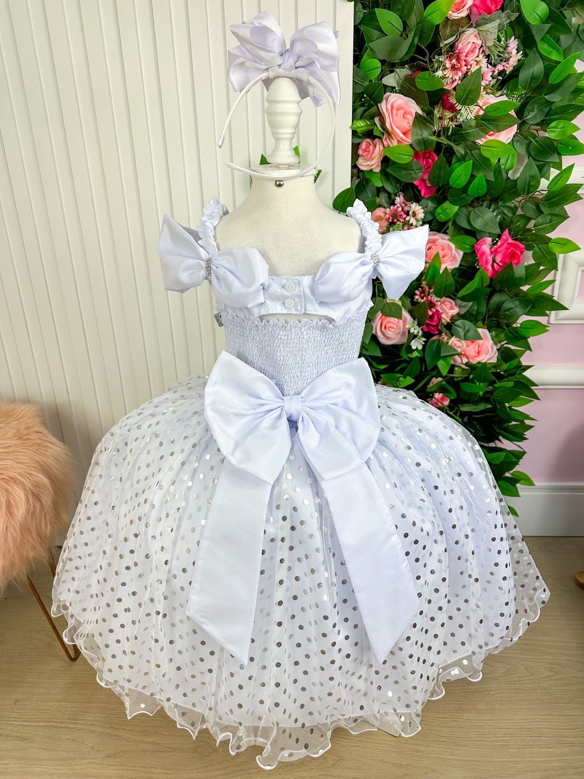 Vestido Marie Bolinhas Branco - Leveza e Elegância para Meninas | Bebeloo Kids