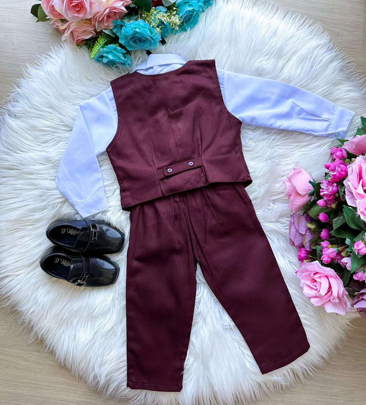 Conjunto Miss Cherry Social Leonardo Colete Marsala - Estilo Delicado para o Dia a Dia | Bebeloo Kids