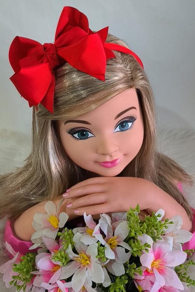 Tiara Laço Vermelho - Toque Delicado para Completar o Visual | Bebeloo Kids