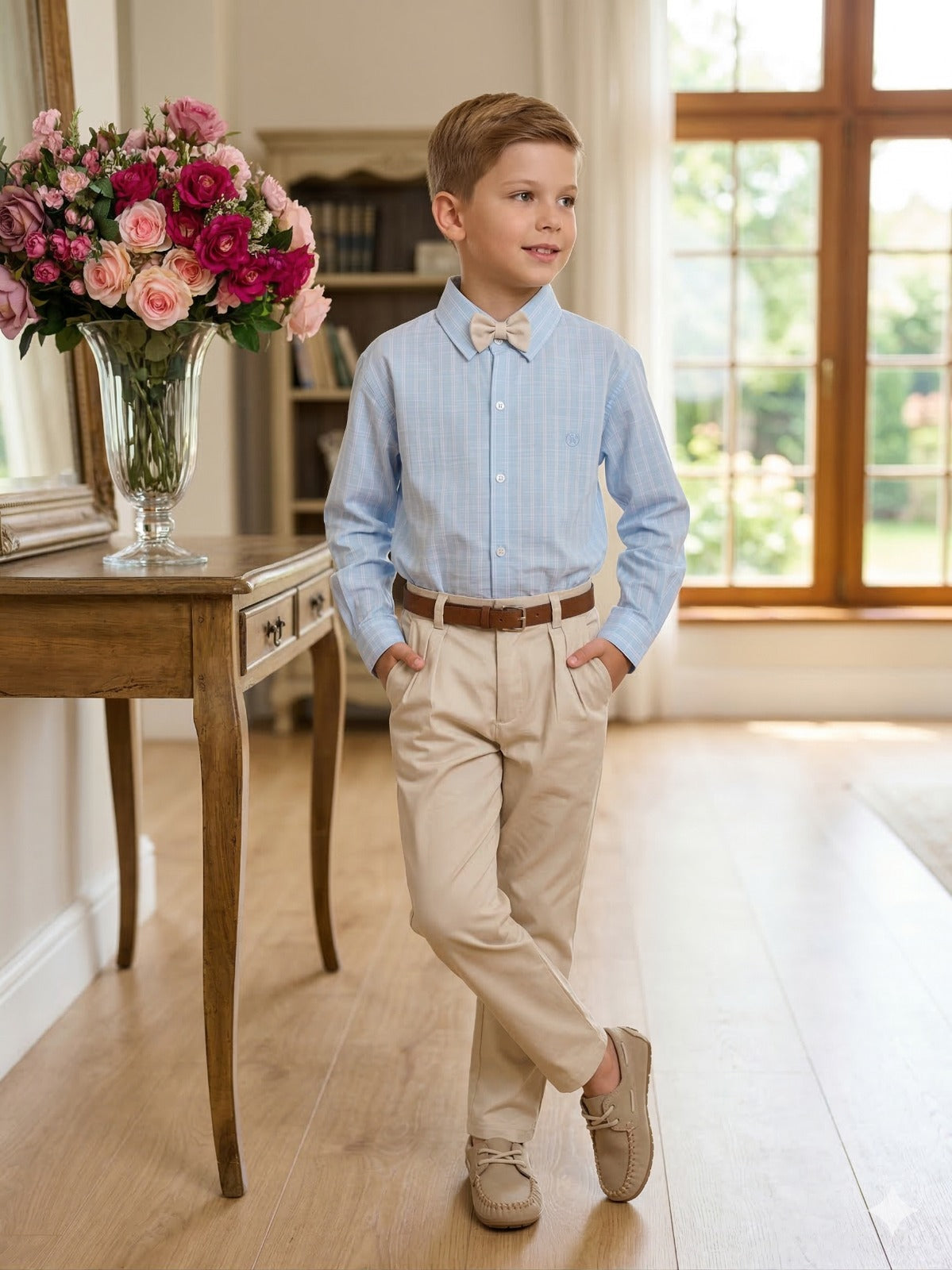 Conjunto Social Miss Cherry Henrique Azul Calça Bege - Estilo Delicado para o Dia a Dia | Bebeloo Kids