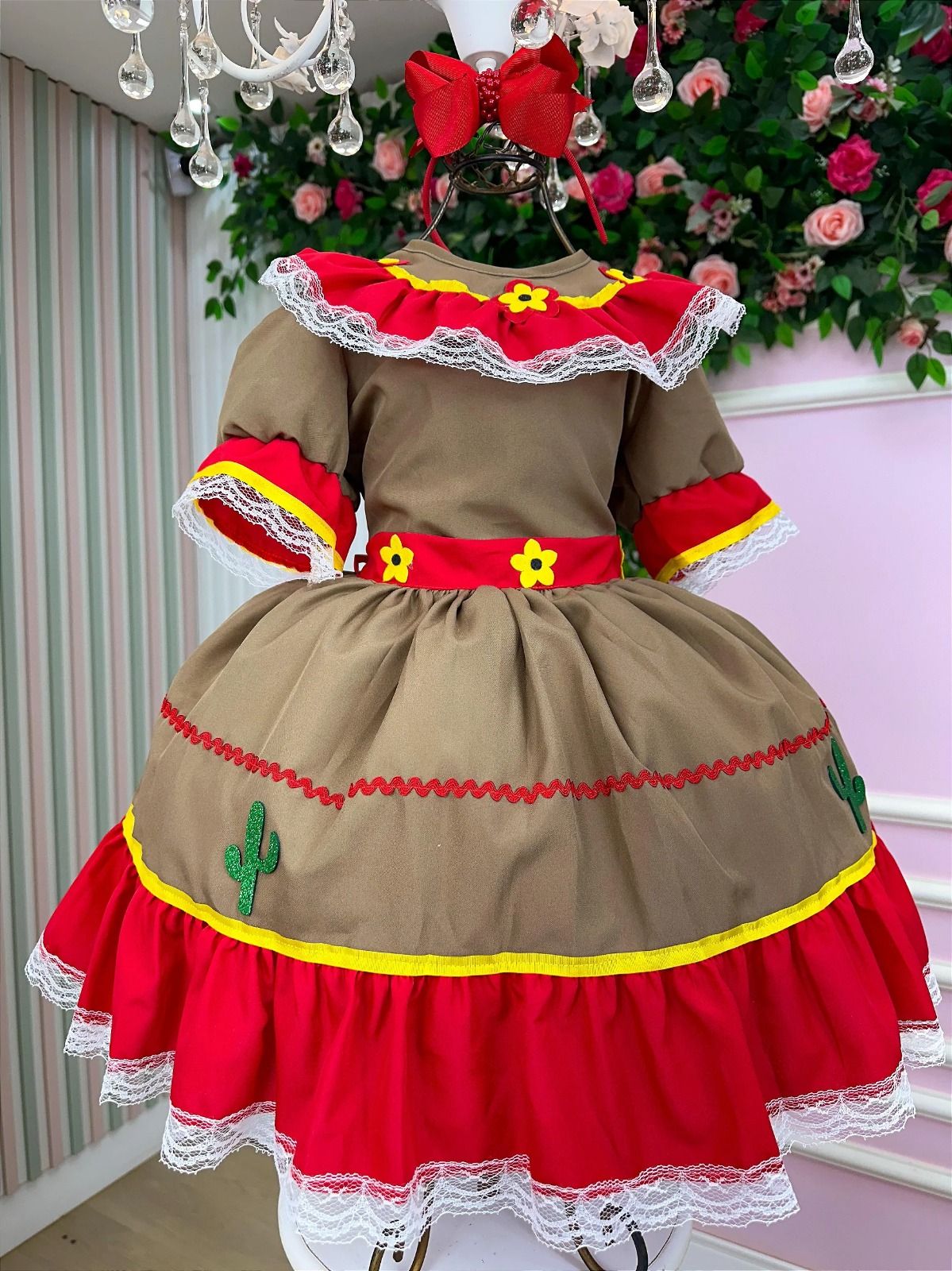 Fantasia Princesa Bebeloo Kids Cangaceiro/ Cangaceira - Diversão e Encanto para Brincar | Bebeloo Kids