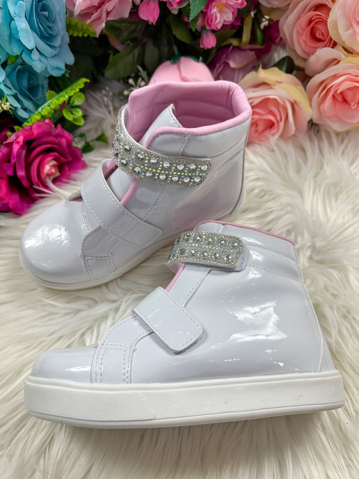 Tenis Bota D Milan Branco (TNSBTDMLANBRNC)