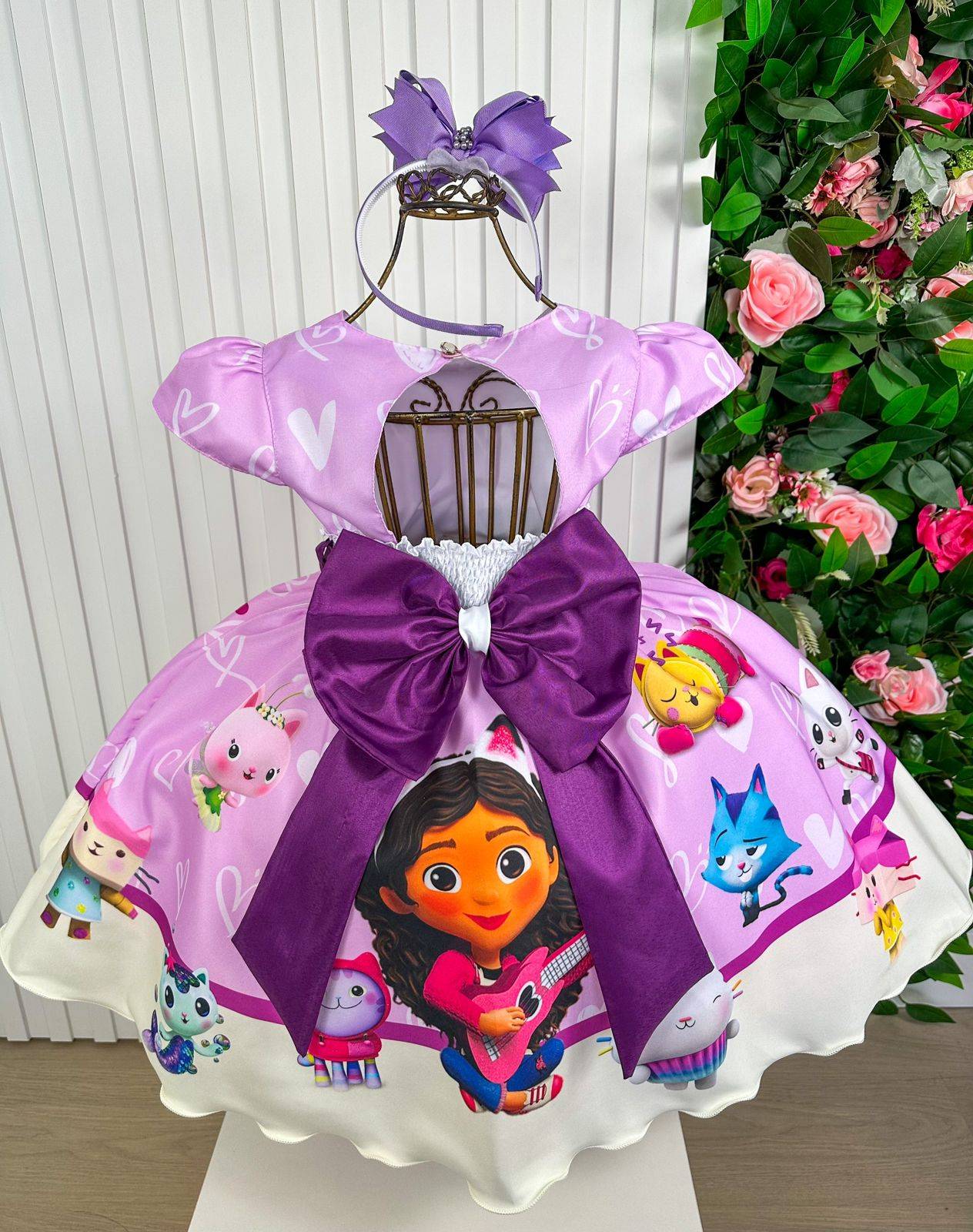 Vestido Infantil Tematicos Luxo A Casa Magica da Gabby (VESTINFTMTLXCMGCDGBB)