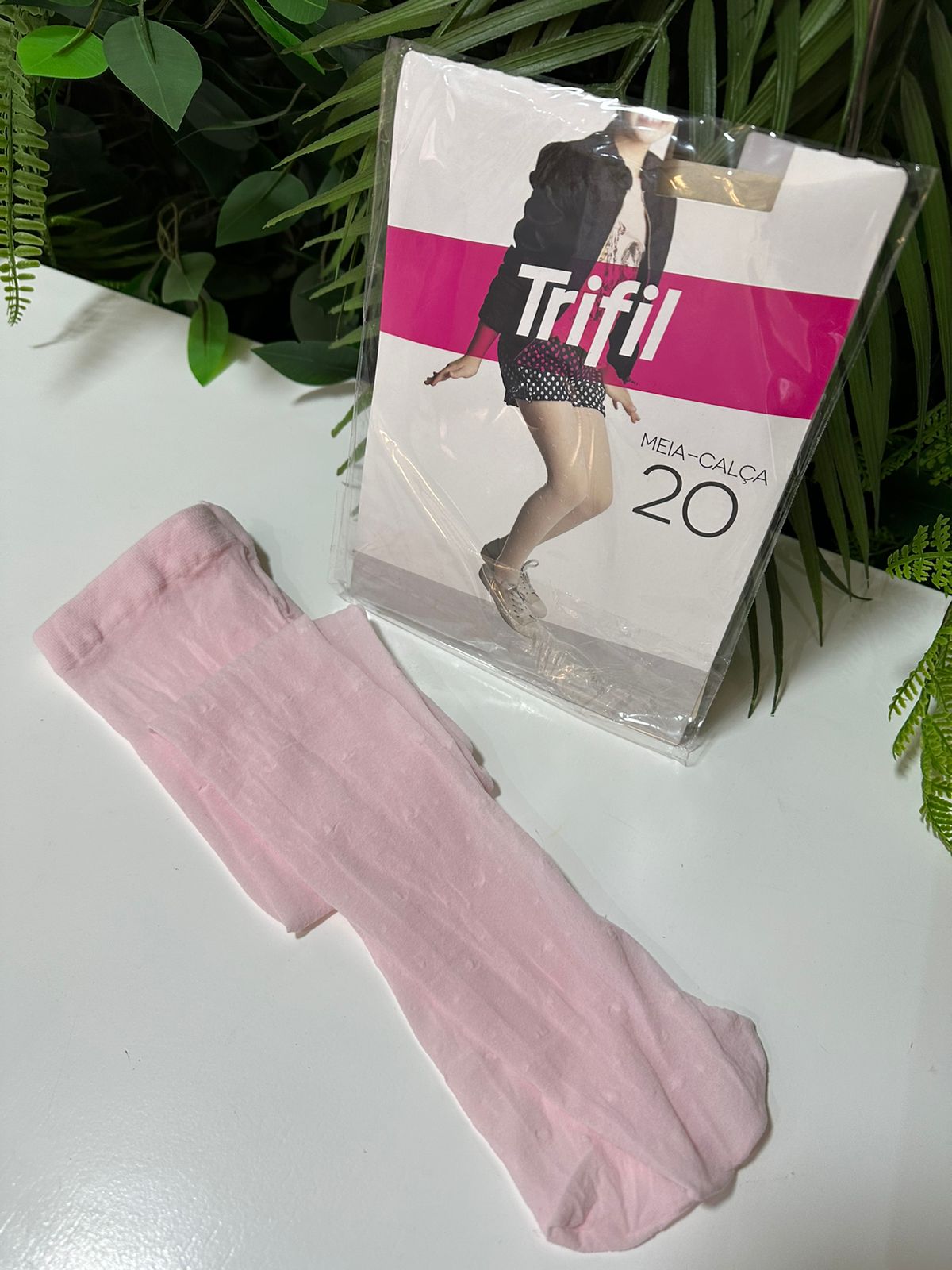 Meia Calça Fio 20 Trifil Juvenil Rosa Gravatinha (MEIACLCTFLJVNRSGRT)