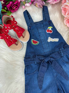 Jardineira Princesa Bebeloo Kids Jeans Frutinhas - Diversão e Encanto para Brincar | Bebeloo Kids