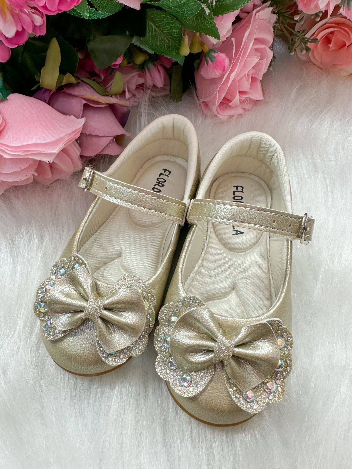 Sapatilha Flor Di MIla Baby Dourado Lacinho Strass - Diversão e Encanto para Brincar | Bebeloo Kids