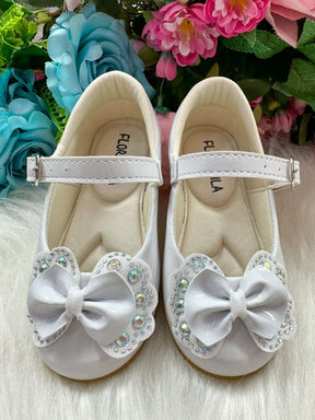 Sapatilha Flor Di MIla Baby Branco Lacinho Strass - Diversão e Encanto para Brincar | Bebeloo Kids