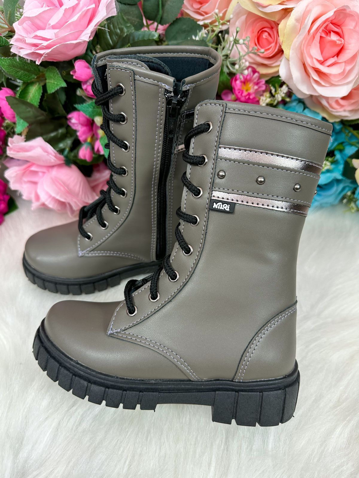 Bota Nilqi Melissa Onix - Diversão e Encanto para Brincar | Bebeloo Kids
