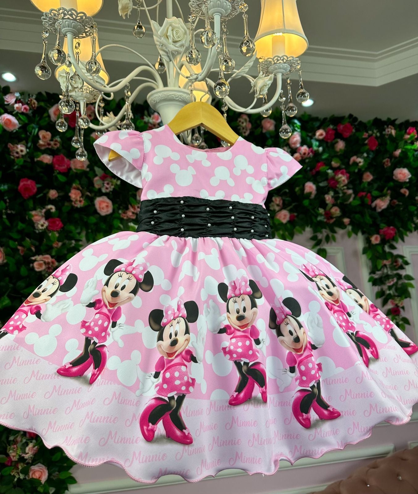 Vestido Tematico Luxo Minnie/Minie Rosa - Leveza e Elegância para Meninas | Bebeloo Kids