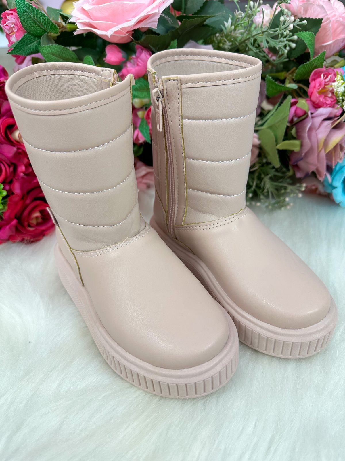 Bota Nilqi Puff Rose - Qualidade e Cuidado para os Pequenos | Bebeloo Kids