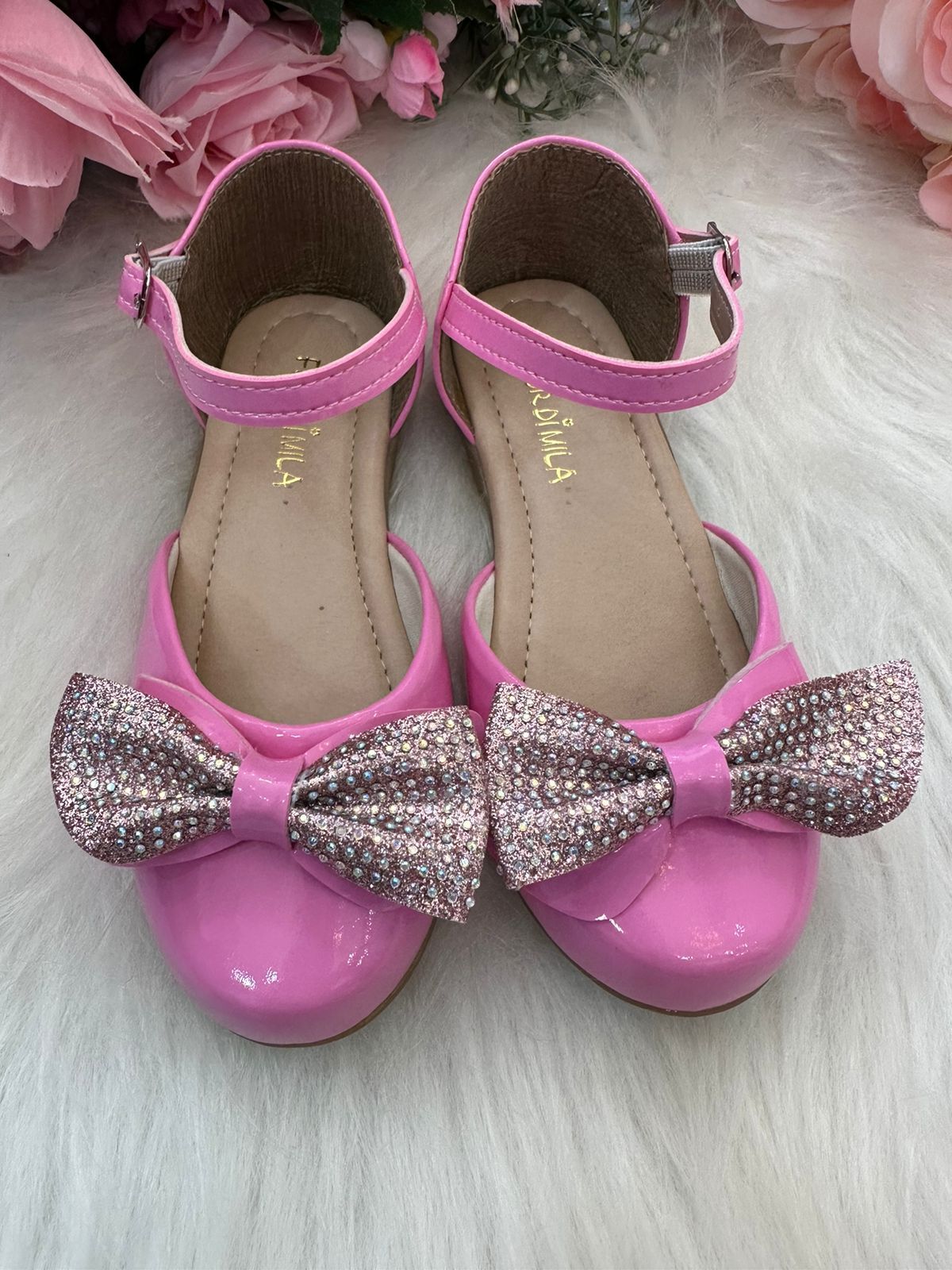 Sapatilha Flor Di Mila Brilho Rosa Chiclete - Diversão e Encanto para Brincar | Bebeloo Kids