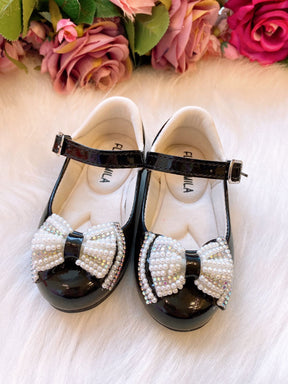 Sapatilha Flor Di Mila Preto Laço Perolas - Diversão e Encanto para Brincar | Bebeloo Kids