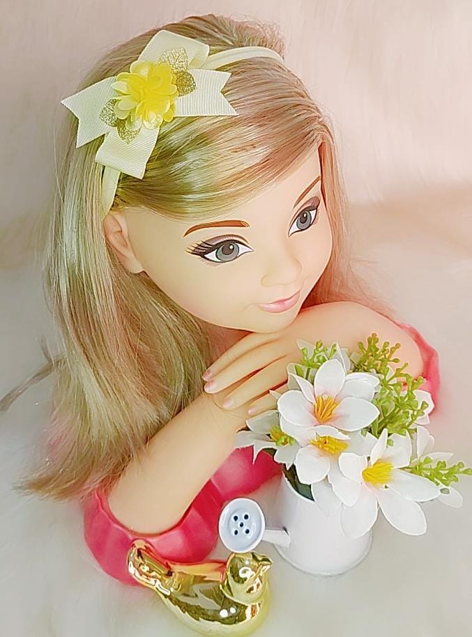 Faixa Florzinha Amarelo Claro - Charme e Delicadeza para os Cabelos | Bebeloo Kids