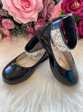 Sapatilha Flor di Mila Preto Perolas Luxo - Leveza e Charme para os Pezinhos | Bebeloo Kids