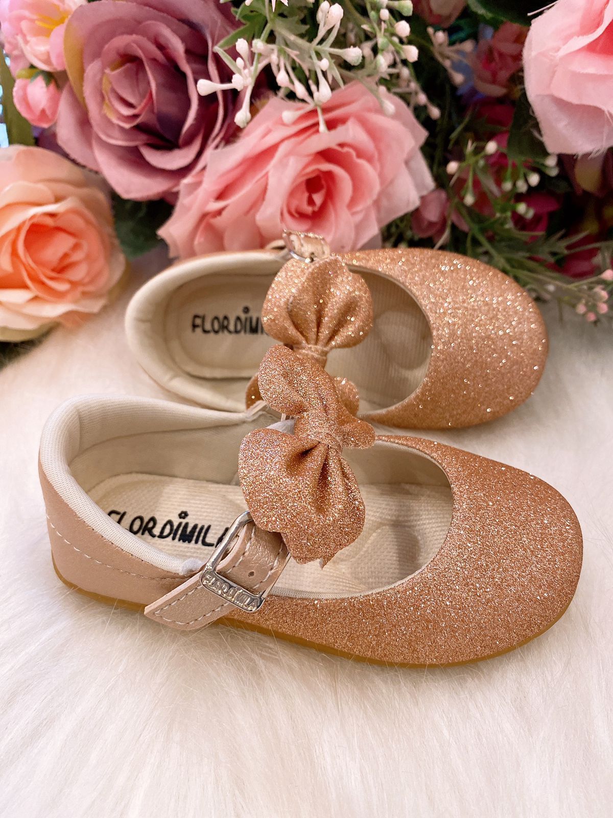 Sapatilha Flor Di Mila Bronze Gliter - Leveza e Charme para os Pezinhos | Bebeloo Kids
