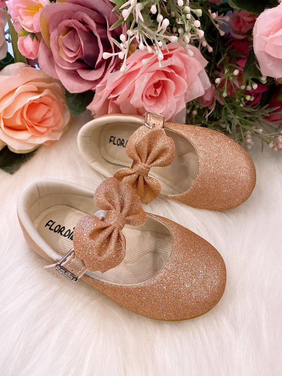 Sapatilha Flor Di Mila Bronze Gliter - Leveza e Charme para os Pezinhos | Bebeloo Kids