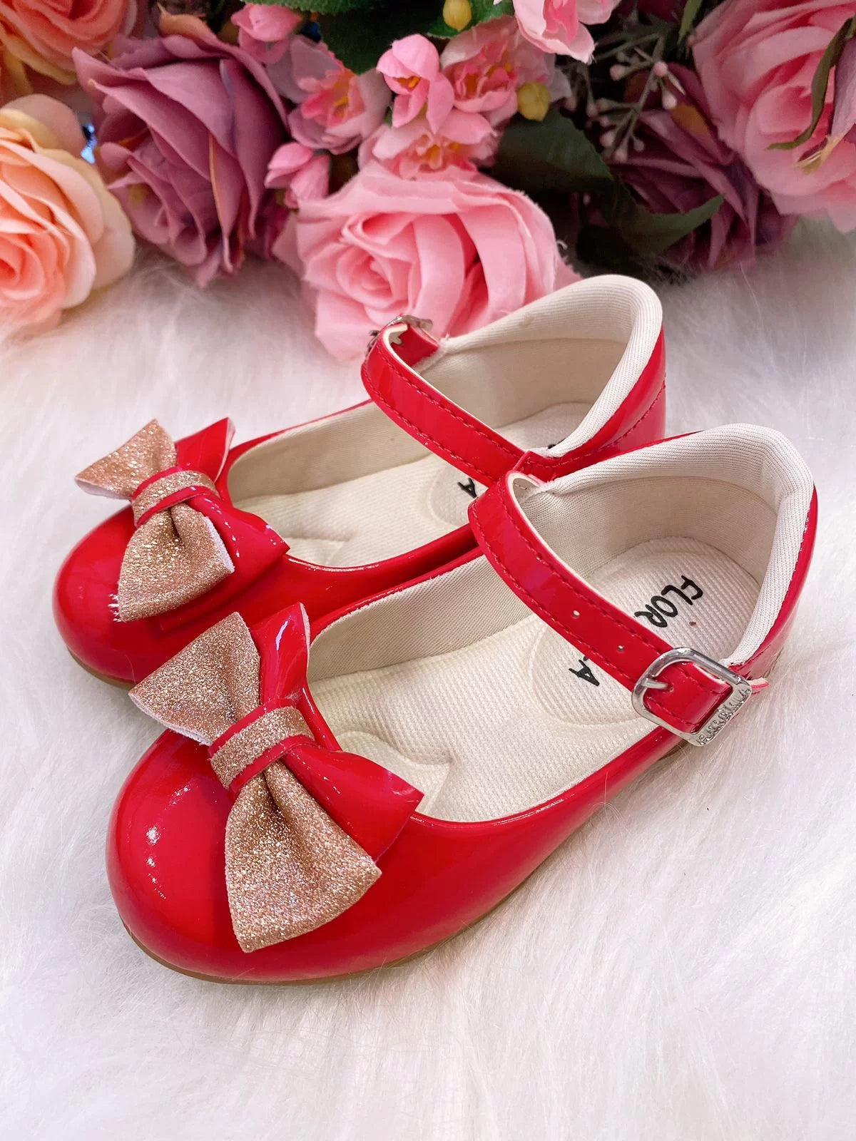 Sapatilha Flor Di Mila Julia Vermelha - Leveza e Charme para os Pezinhos | Bebeloo Kids