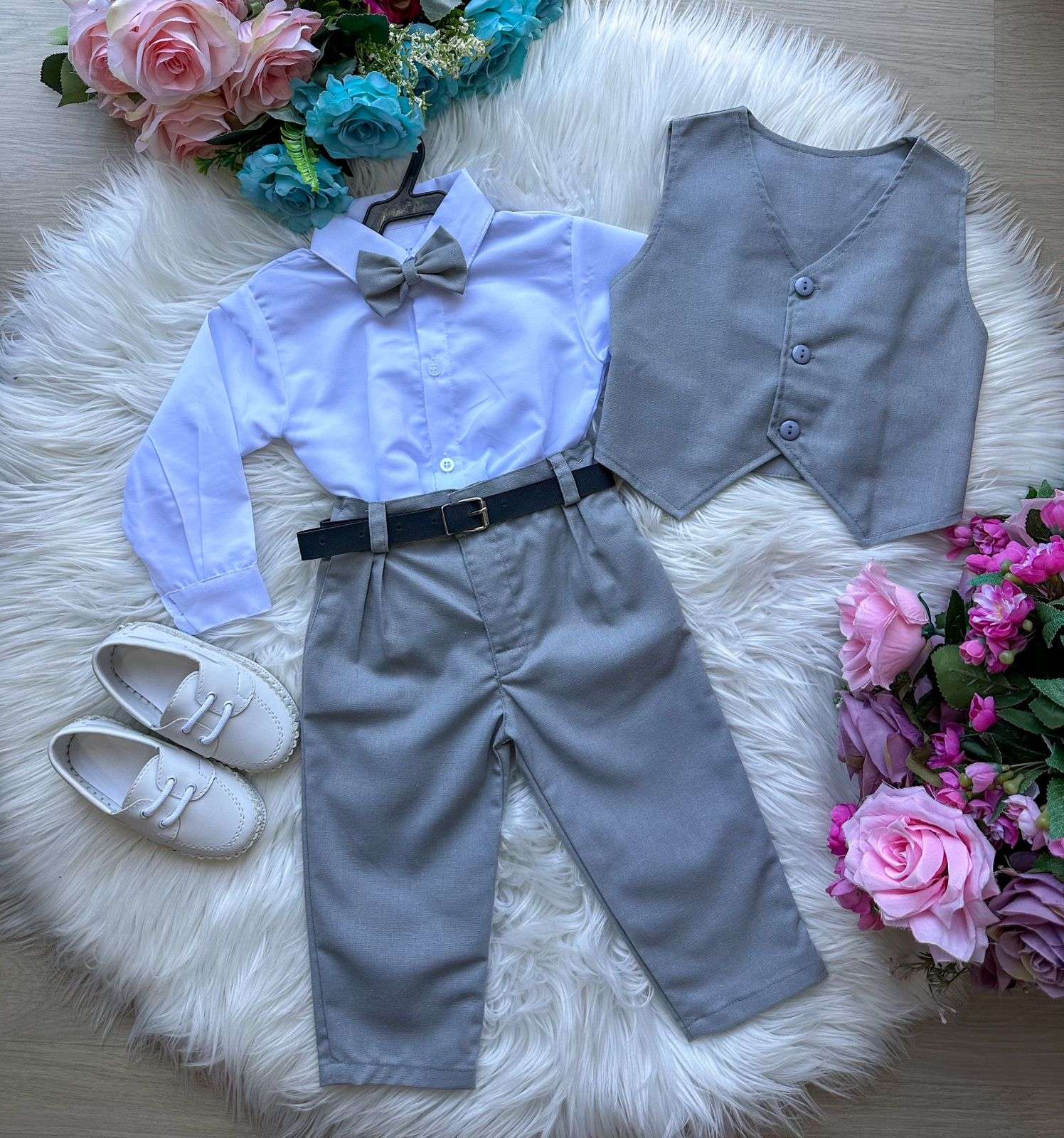 Conjunto Miss Cherry Social Leonardo Colete Cinza Grafite - Estilo Delicado para o Dia a Dia | Bebeloo Kids