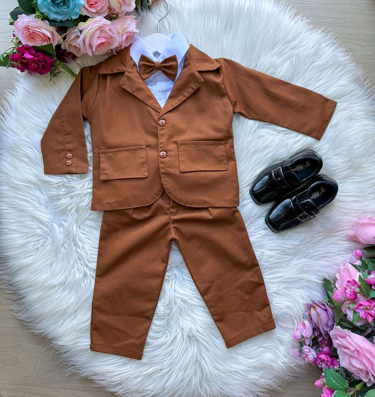 Conjunto Miss Cherry Social Terno Pedro Caramelo - Estilo Delicado para o Dia a Dia | Bebeloo Kids