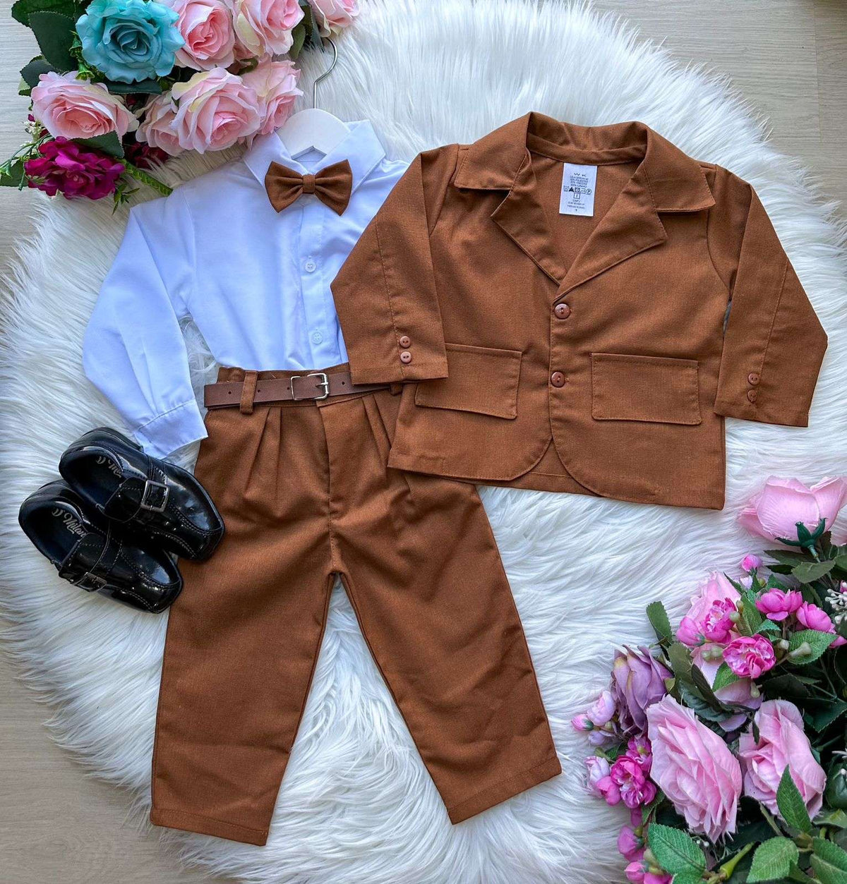 Conjunto Miss Cherry Social Terno Pedro Caramelo - Estilo Delicado para o Dia a Dia | Bebeloo Kids