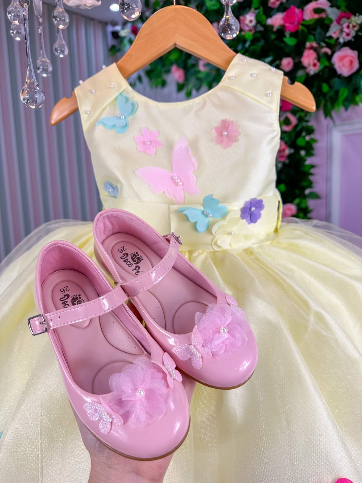 Vestido Princesa Anabel Jardim Encantado Amarelo - Leveza e Elegância para Meninas | Bebeloo Kids