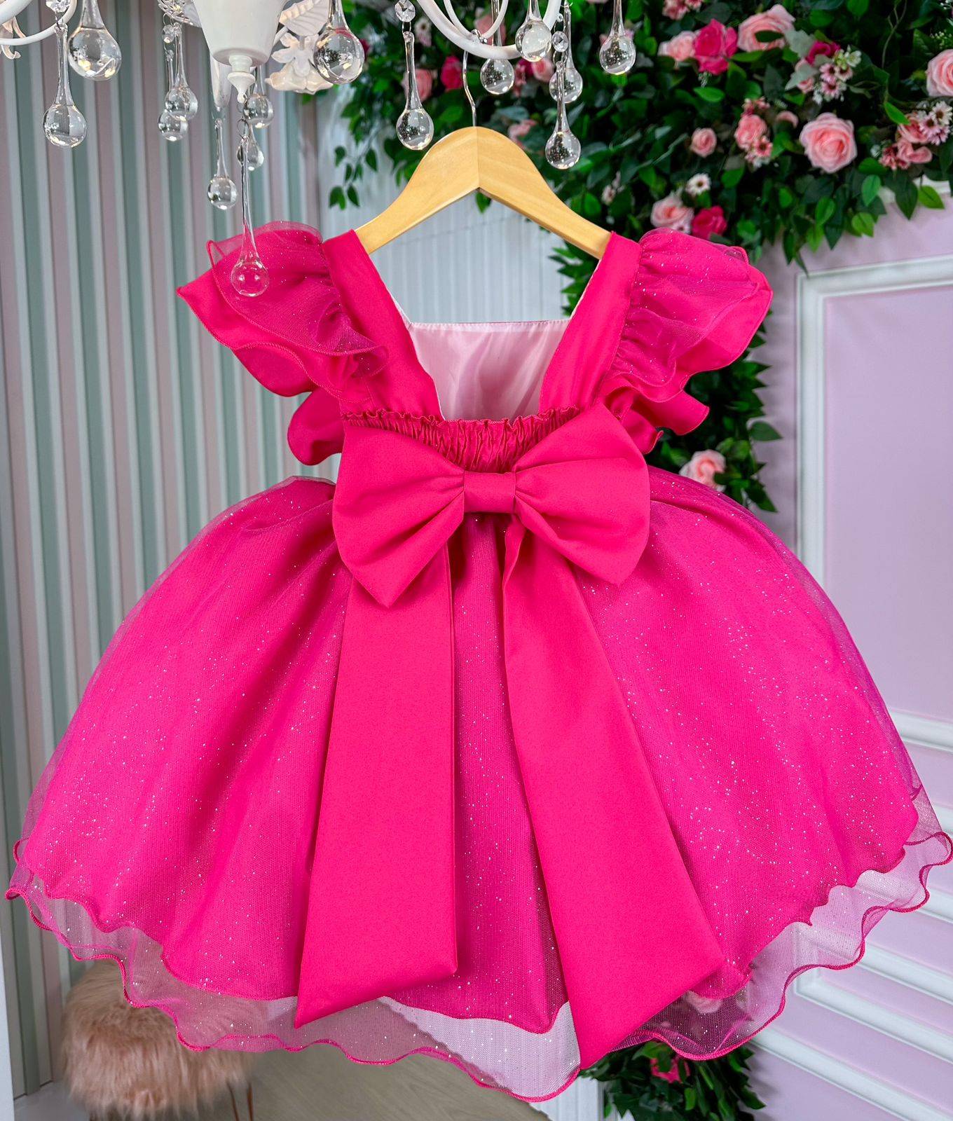 Vestido Princesa Tematico Barbie Pink Babado - Leveza e Elegância para Meninas | Bebeloo Kids