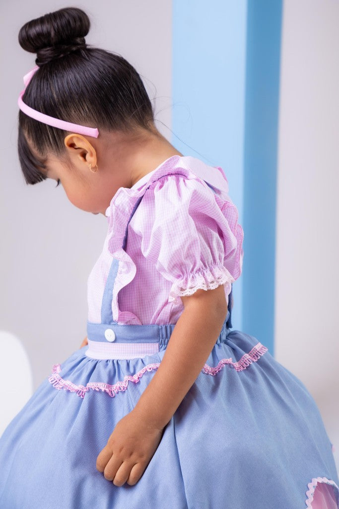 Vestido Tematicos Kids Fazendinha Salopete Jeans (VESTBNNCLBJNNFAZNSLPJANS)