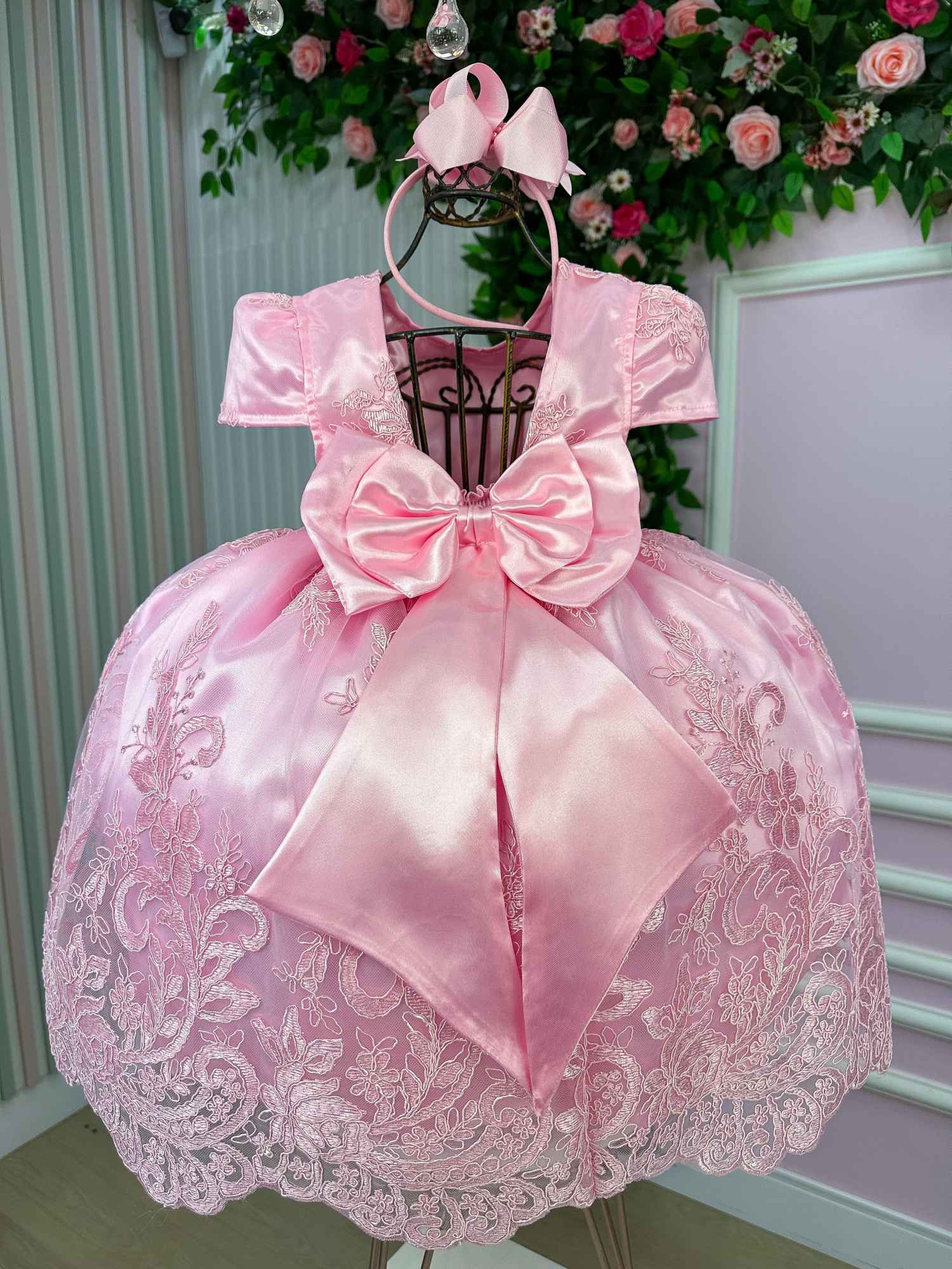 Vestido Infantil Enjoy Bebê Rosa Bebê Realeza Rendado - Leveza e Elegância para Meninas | Bebeloo Kids