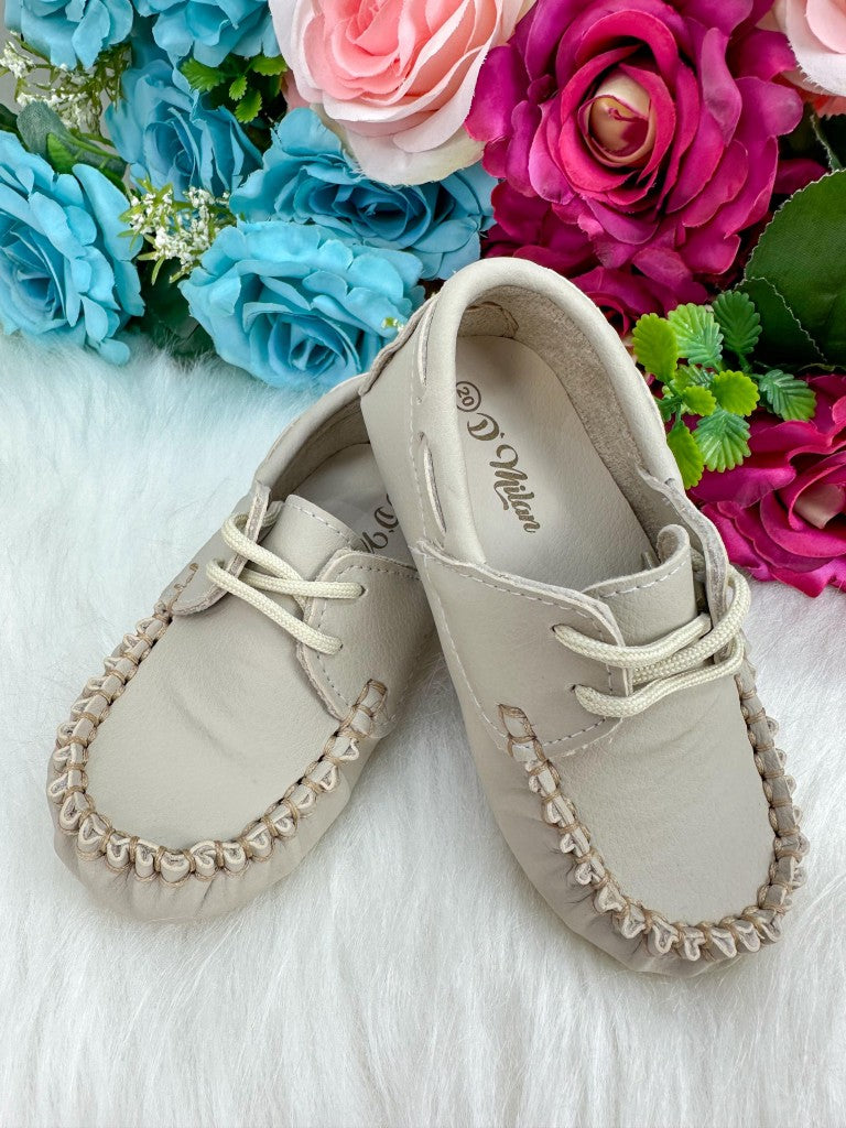 Calçado Mocassim D Milan Marfim - Praticidade e Estilo para o Dia a Dia | Bebeloo Kids