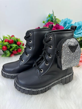 Bota/Coturno Nilqi Malu Bolsinha Cano Baixo (BTCTNNLQMLCNBXBXPRCFCRM)
