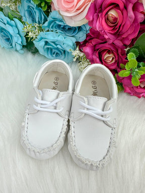 Calçado Mocassim D Milan Branco - Praticidade e Estilo para o Dia a Dia | Bebeloo Kids