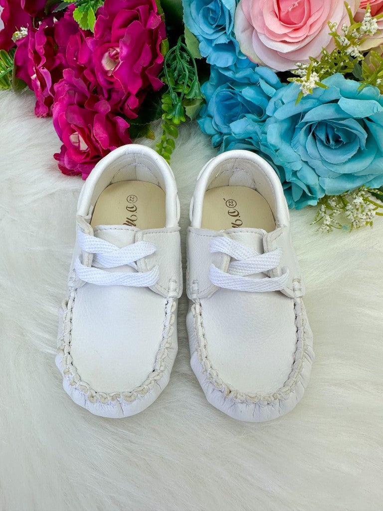 Calçado Mocassim D Milan Branco Modelo 2 - Praticidade e Estilo para o Dia a Dia | Bebeloo Kids