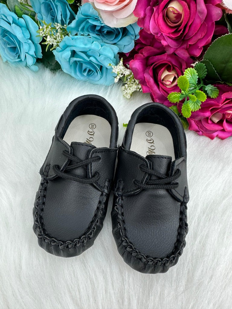 Calçado Mocassim D Milan Preto Cadarço - Praticidade e Estilo para o Dia a Dia | Bebeloo Kids