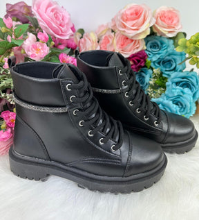 Bota/Coturno Ousadia Preta Adulta Strass - Qualidade e Cuidado para os Pequenos | Bebeloo Kids