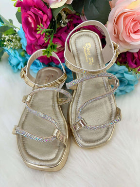 Sandália Doce Pe Verniz Dourada Lilia - Conforto e Estilo para os Pezinhos | Bebeloo Kids