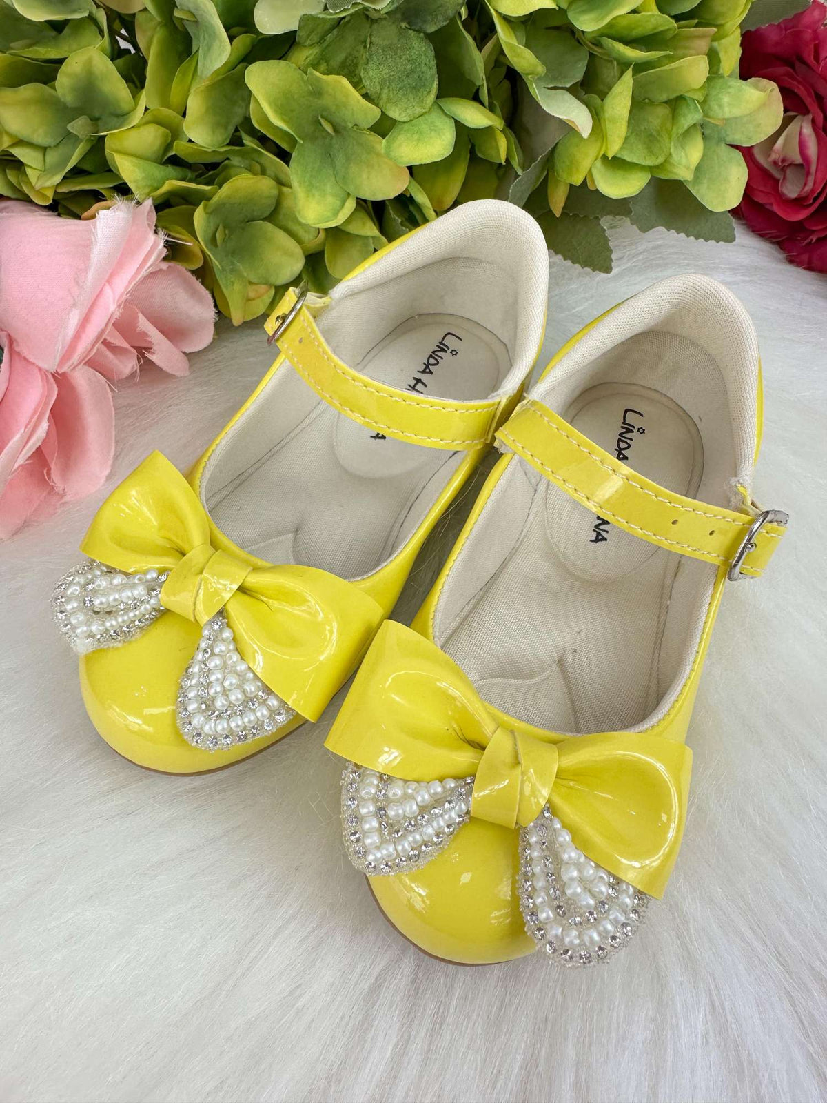 Sapatilha Flor Di MIla Carol Amarelo - Leveza e Charme para os Pezinhos | Bebeloo Kids