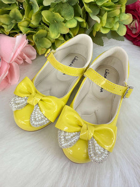Sapatilha Flor Di MIla Carol Amarelo - Leveza e Charme para os Pezinhos | Bebeloo Kids