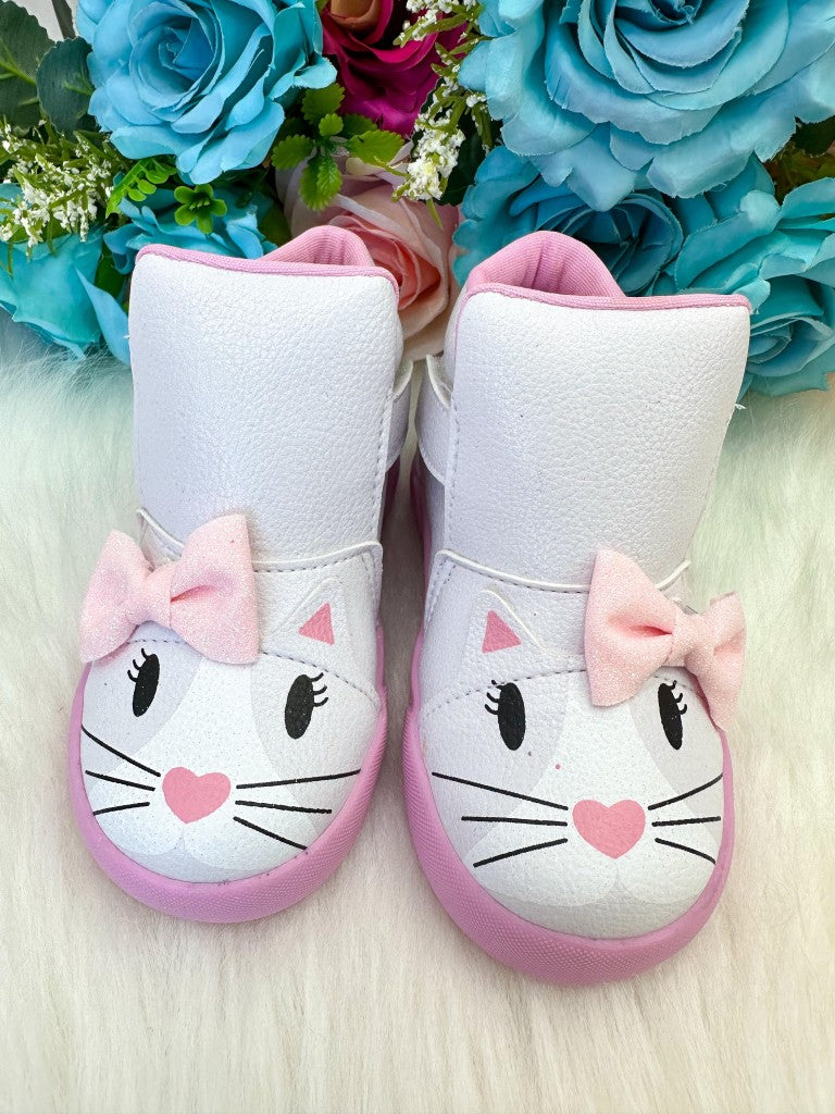 Tênis Bota Encanto de Criança Gatinha/Gata Branco Fashion - Conforto e Liberdade para Brincar | Bebeloo Kids