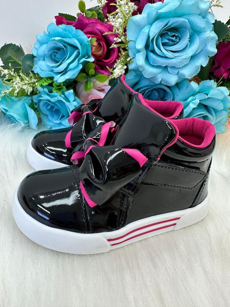 Tênis Bota Encanto de Criança Lacinho Preto Rebeca - Conforto e Liberdade para Brincar | Bebeloo Kids