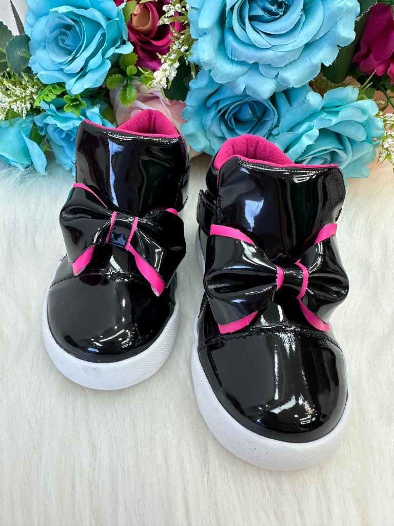 Tênis Bota Encanto de Criança Lacinho Preto Rebeca - Conforto e Liberdade para Brincar | Bebeloo Kids
