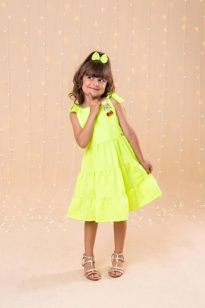 Vestido Blogueirinha Verde Neon Cerejinha - Leveza e Elegância para Meninas | Bebeloo Kids