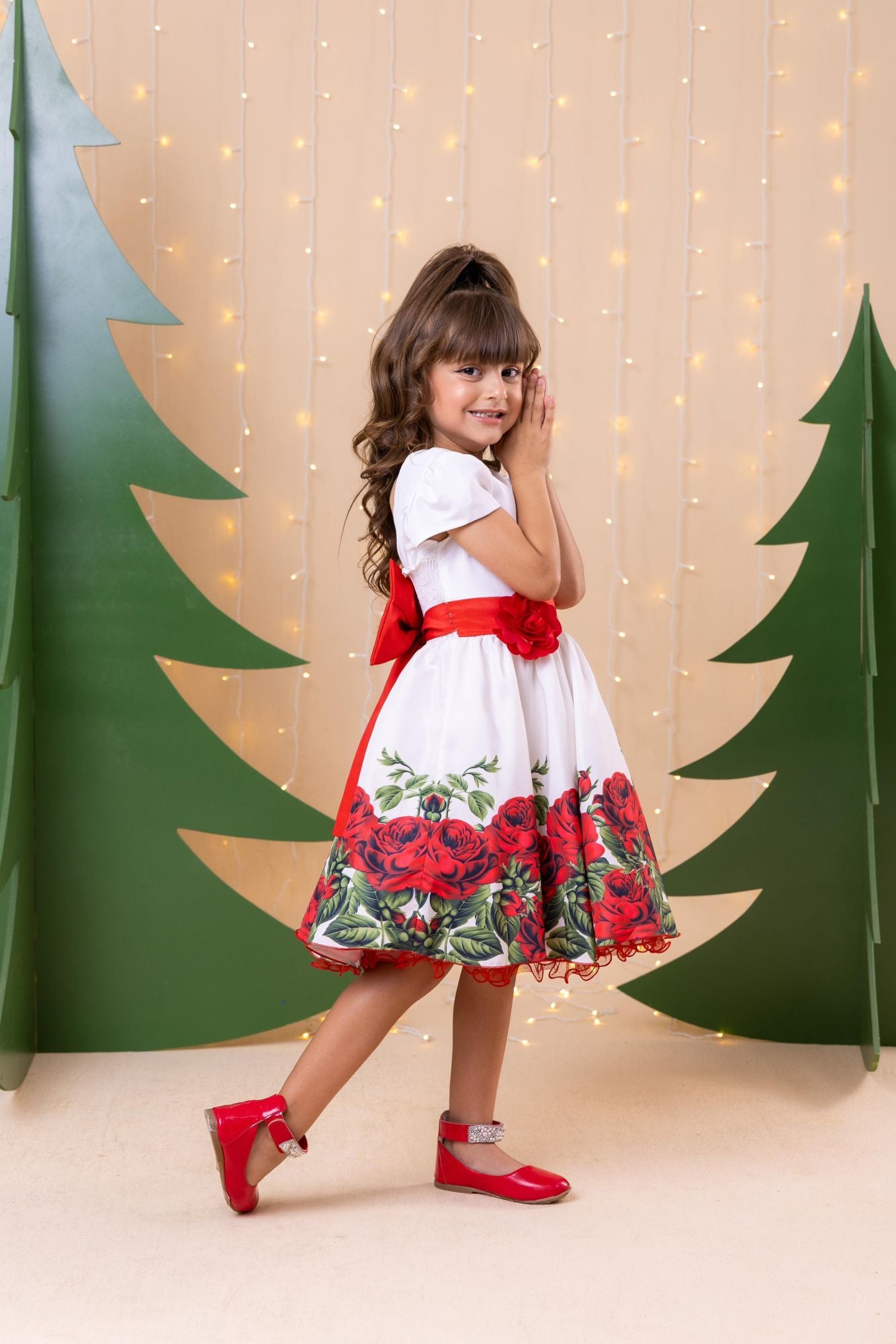 Vestido Banana Club Fernanda Branco Floral - Leveza e Elegância para Meninas | Bebeloo Kids