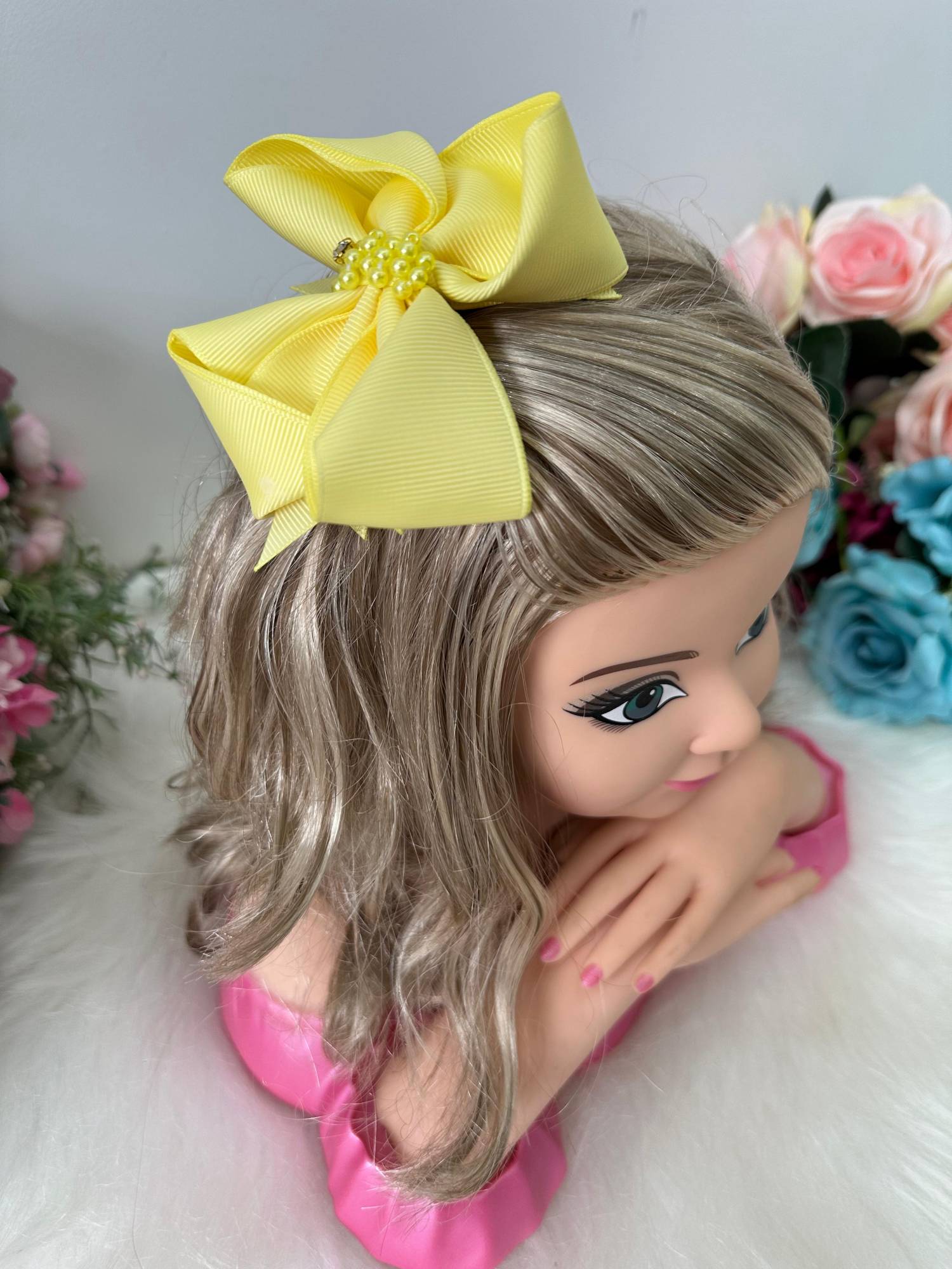 Laço Strass Maria Alice Amarelo - Toque Delicado para Completar o Visual | Bebeloo Kids