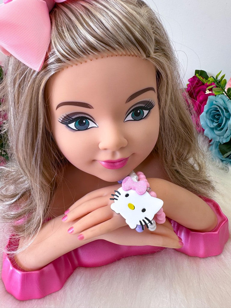 Laço Tematico Hello Kitty + Pulseiras - Toque Delicado para Completar o Visual | Bebeloo Kids